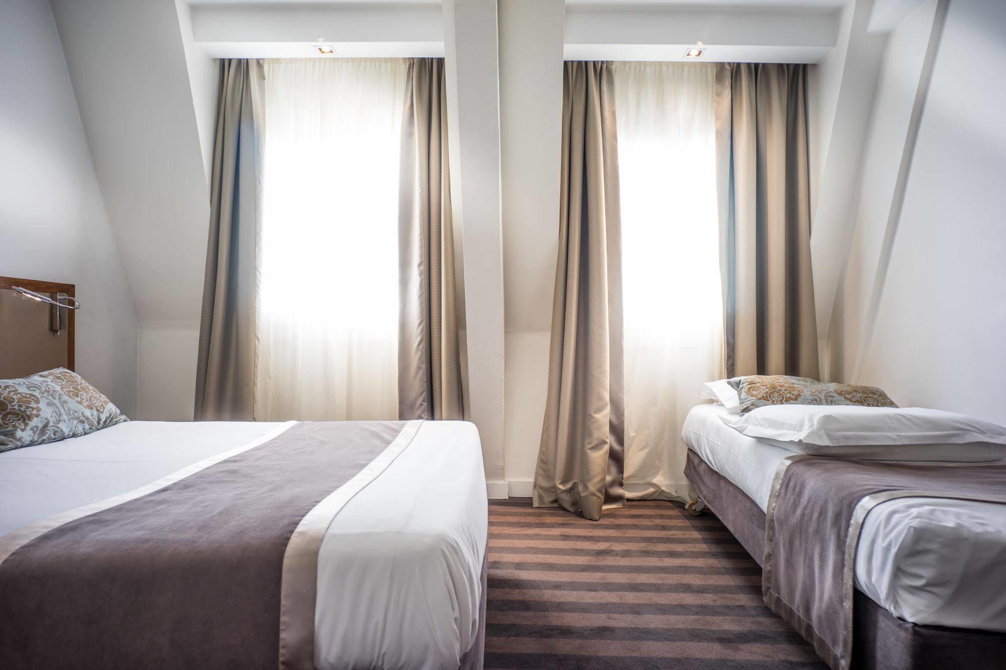Art Hotel Париж Экстерьер фото